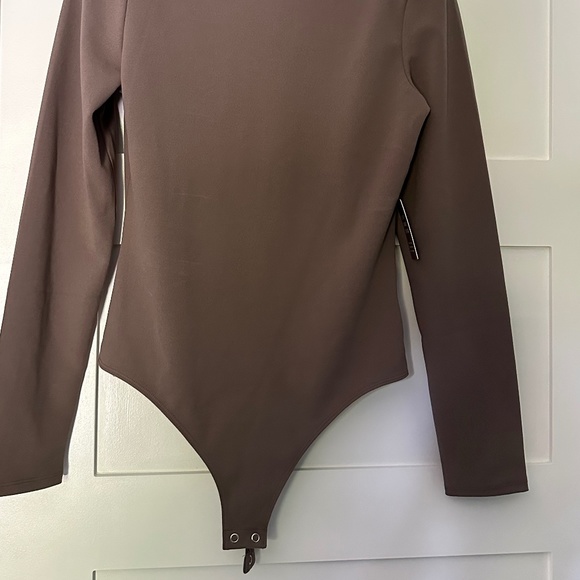 NWT Express Seamless Bodysuit - Picture 3 of 3